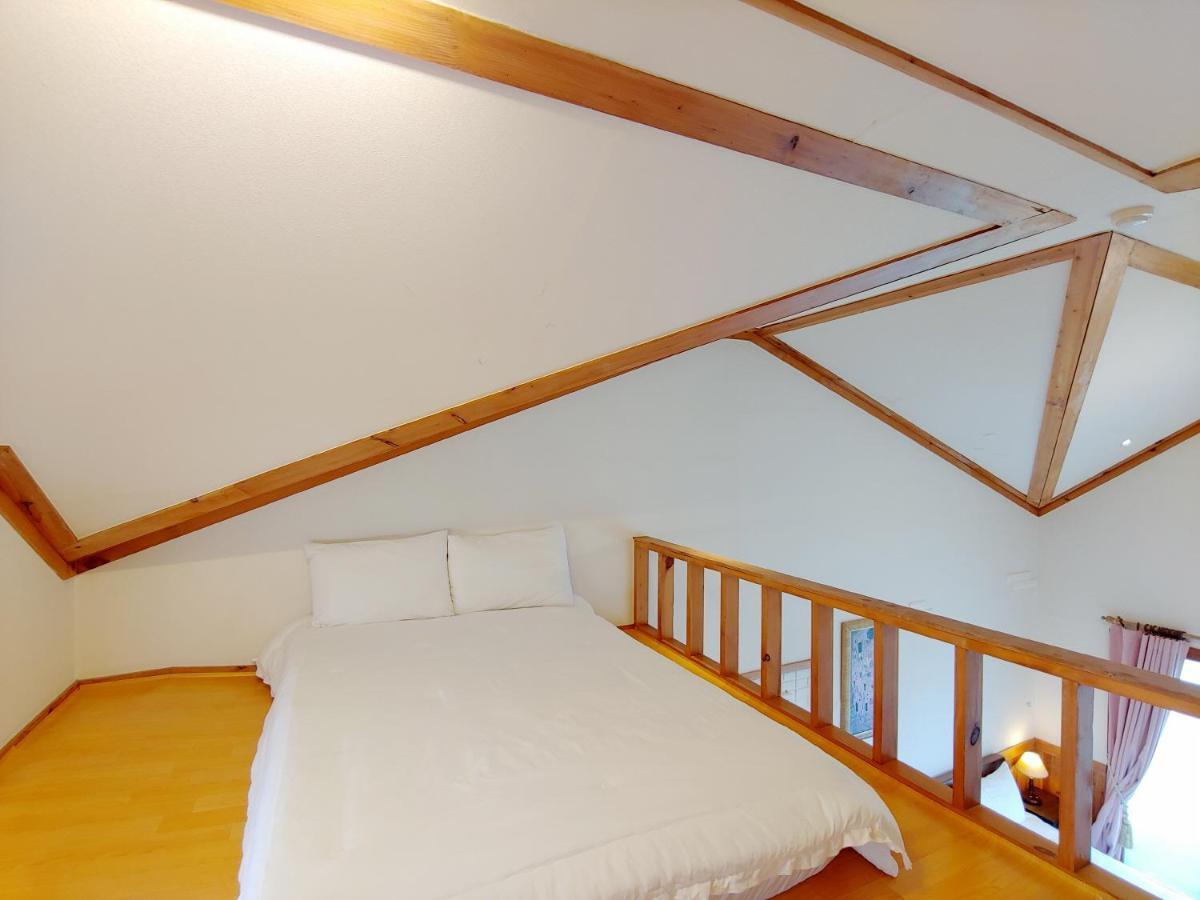 Herb In Pension Jeju Ngoại thất bức ảnh