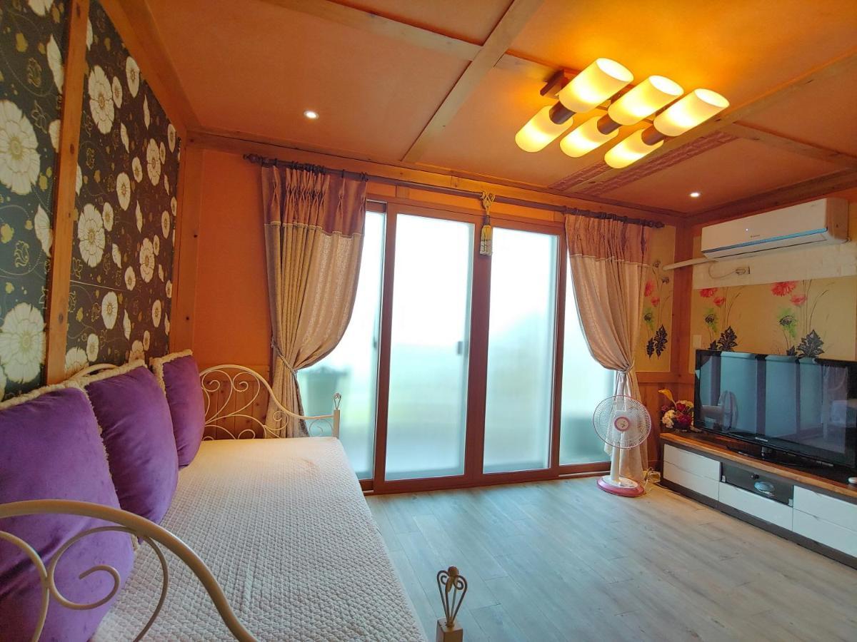 Herb In Pension Jeju Ngoại thất bức ảnh