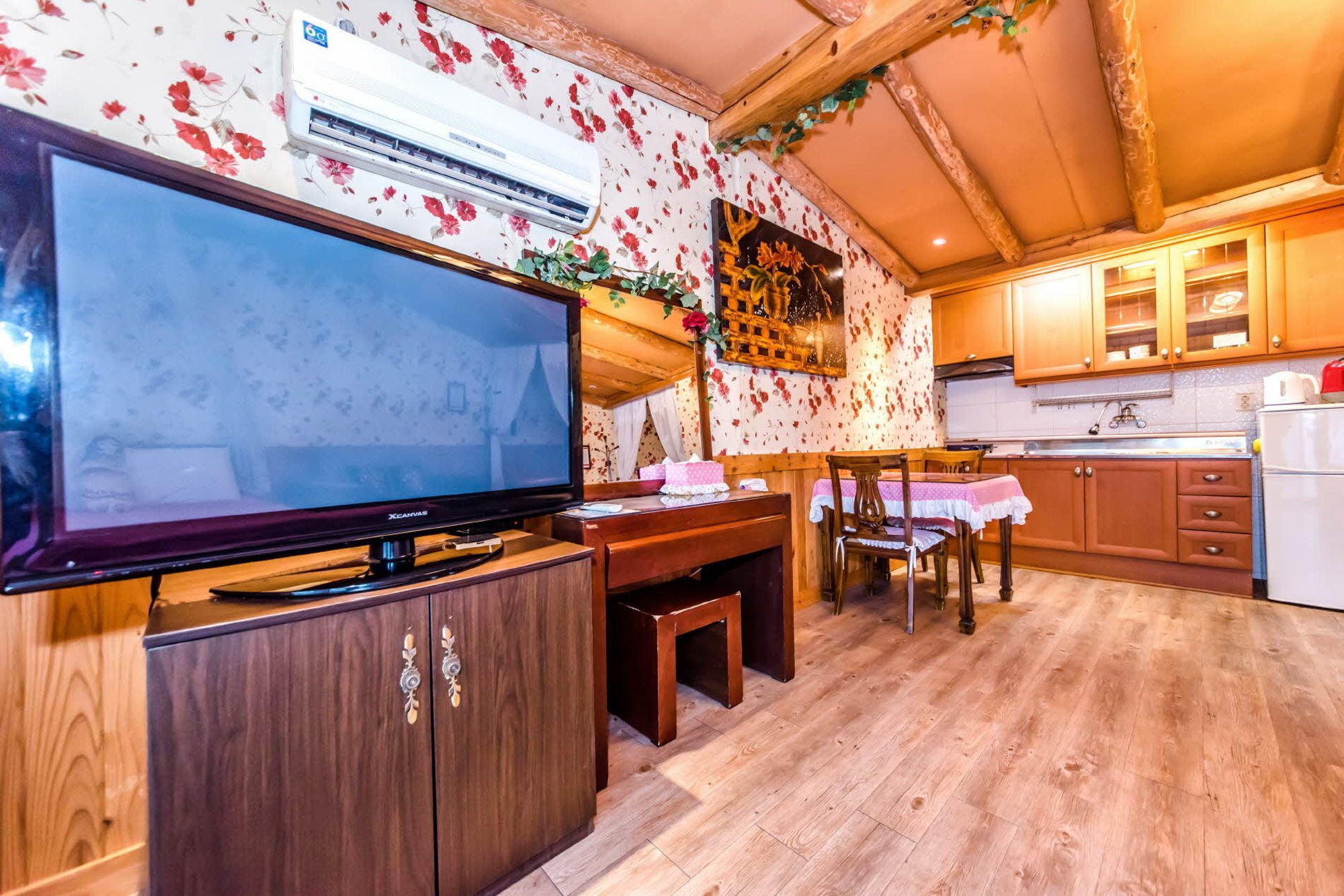 Herb In Pension Jeju Ngoại thất bức ảnh